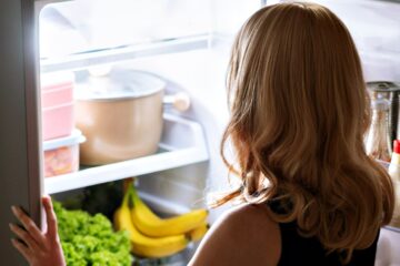 Temperatura certa, lugar certo: nutricionista dá dicas para guardar os alimentos sem riscos à saúde