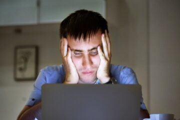 Especialista alerta para riscos do uso da inteligência artificial como substituto de apoio psicológico 