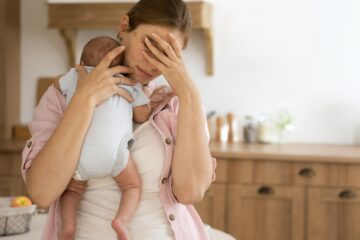 Sono do recém-nascido: o que realmente ajuda na hora de dormir? 