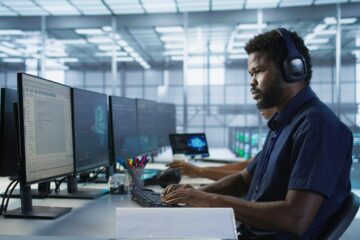 Da sala de aula ao mercado: a alta demanda por profissionais de tecnologia no Brasil