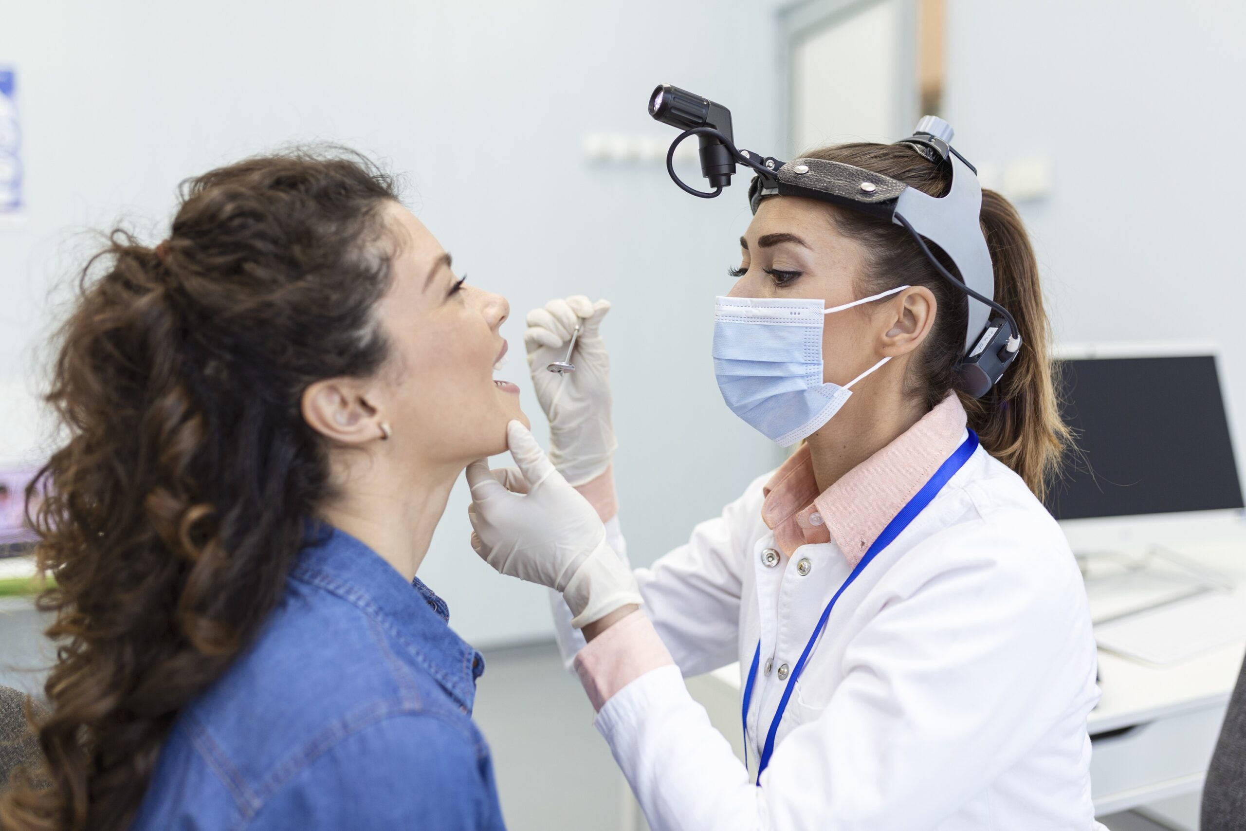 Além da higiene bucal: mitos e verdades sobre o mau hálito